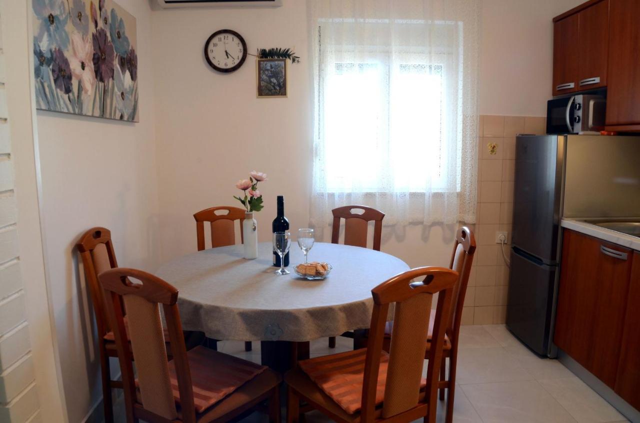 Jadran Apartment Pakostane