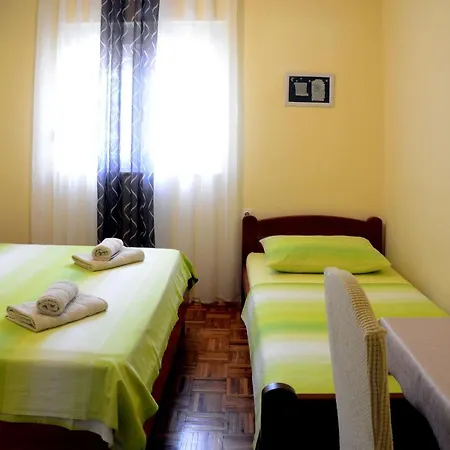 Jadran Apartment Pakostane Exterior photo