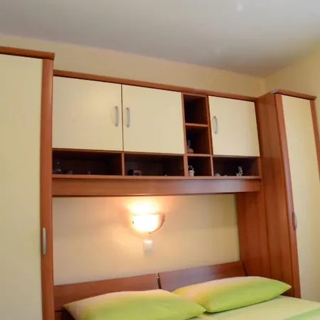 Jadran Apartment Pakostane Exterior photo